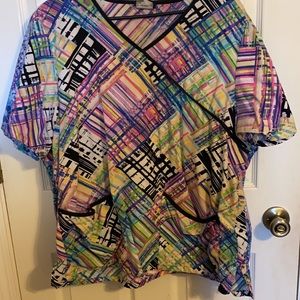 Women’s Tafford scrub top